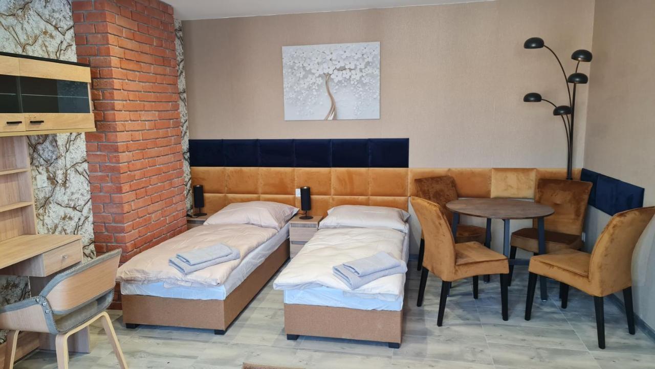 Eldom-noclegi Rogozinska 29e Privatunterkunft *