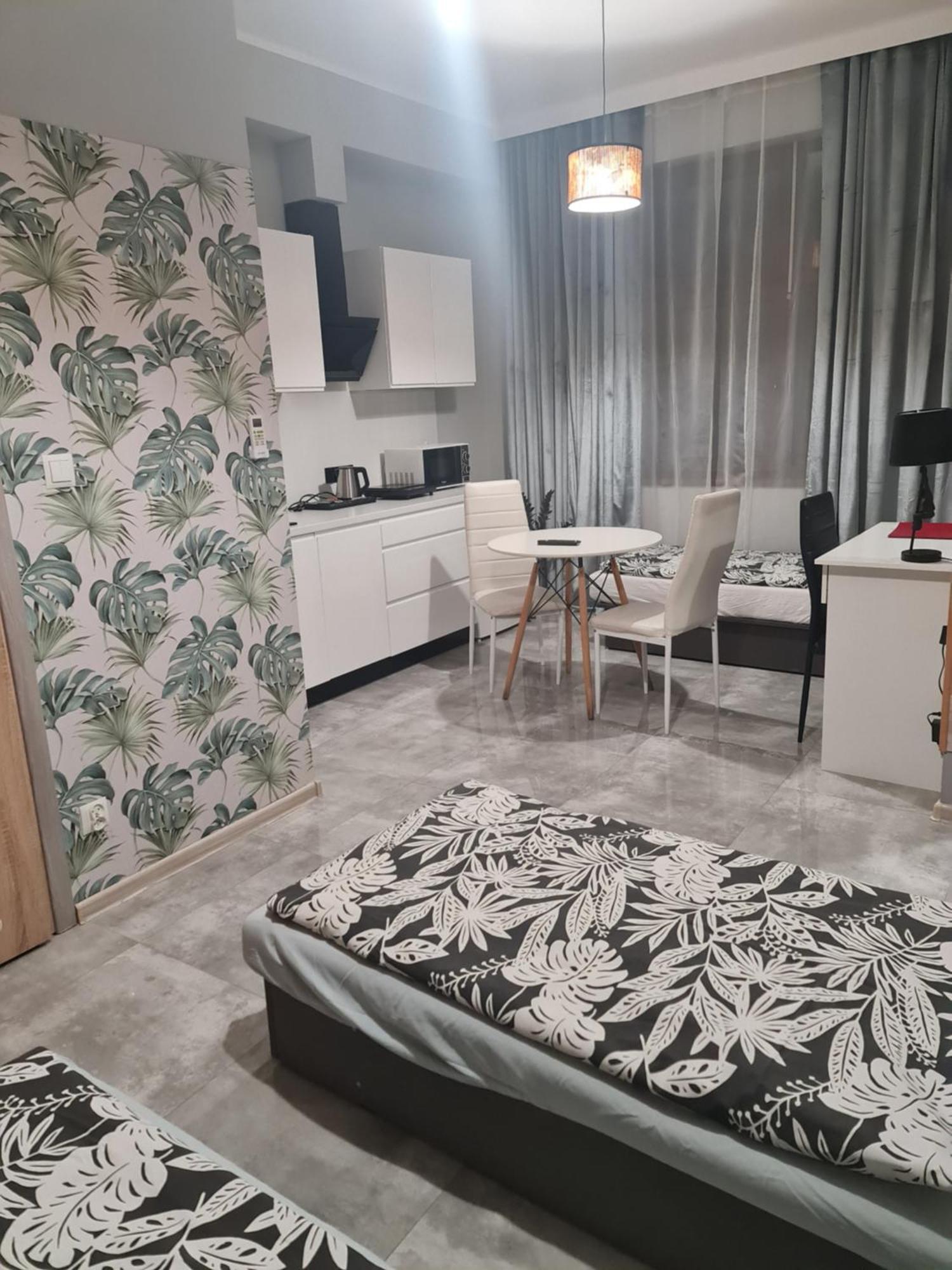 Eldom-noclegi Rogozinska 29e Privatunterkunft *