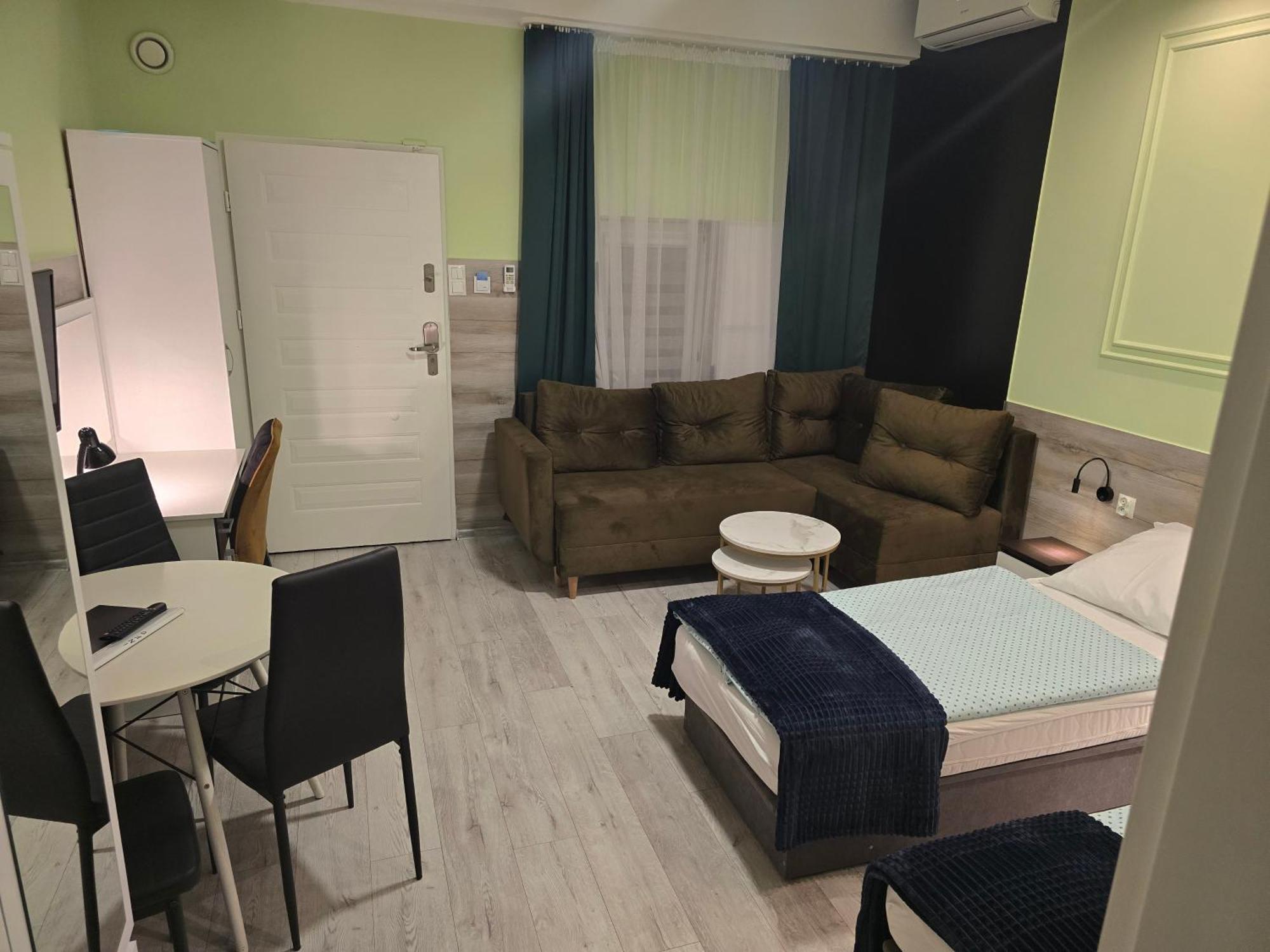 Privatunterkunft Eldom-noclegi Rogozinska 29e